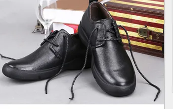 2 uued meeste kingad korea versiooni trend 9 meeste vabaaja jalatsid hingav kingad, meeste kingad Q3N102
