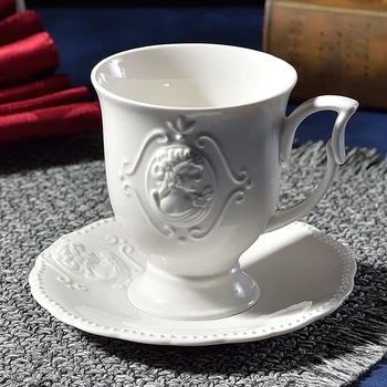 Euroopalik Viini kohvi tass ja alustass vabaks portselan lusikas Lääne-retro art reljeef kohvi tassi piima hommikusöök cup